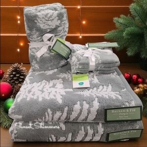 8pc Balsam & Fir Christmas Tree Farm Bath Hand Washcloth Towel Set Gray White